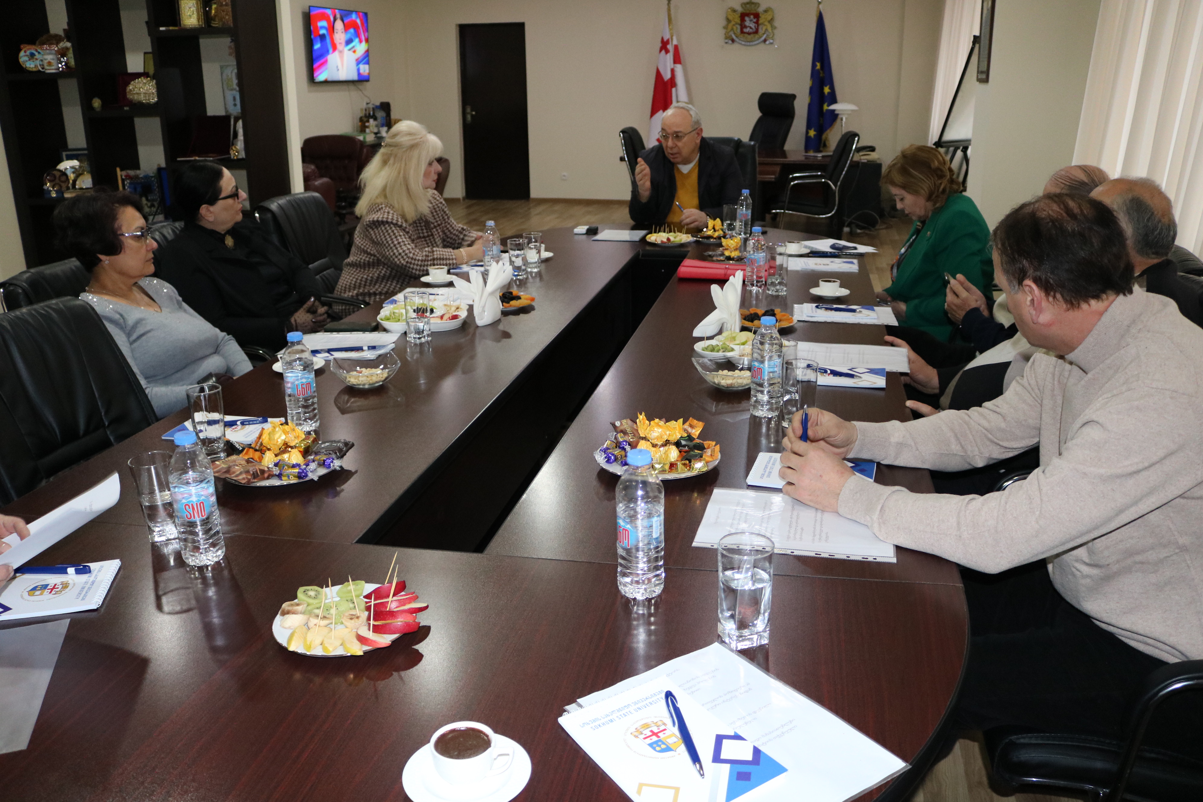შეხვედრა არასამთავრობო ორგანიზაციის წარმომადგენლებთან