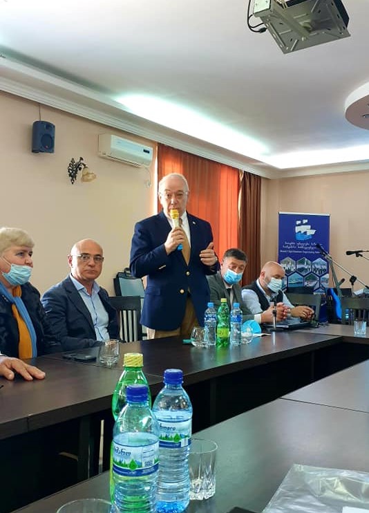 სოხუმის სახელმწიფო უნივერსიტეტის რექტორი აჭარაში მცხოვრებ აფხაზებს შეხვდა